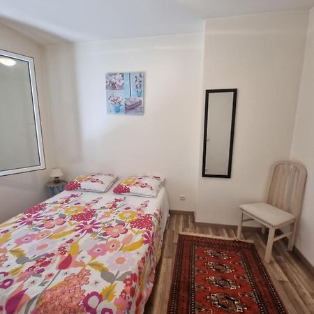 Appart En 1Er Etage A 120M De La Mer 勒特雷波尔 外观 照片