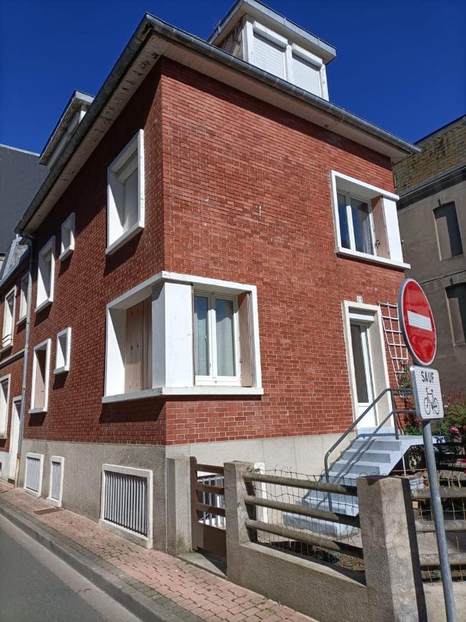 Appart En 1Er Etage A 120M De La Mer 勒特雷波尔 外观 照片